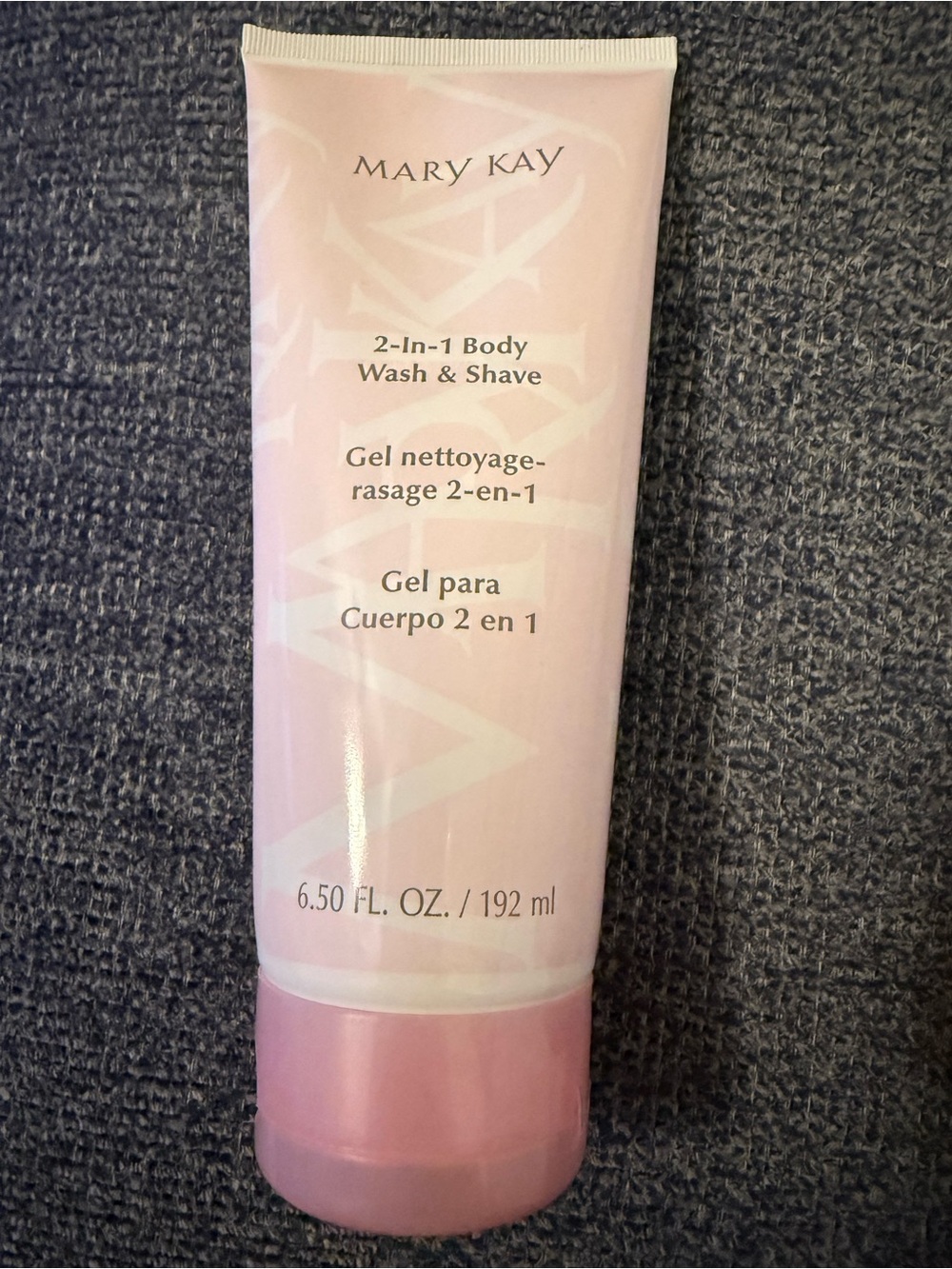 Mary Kay Hydrating Lotion & 2-in-1 Body Wash Set - Hello, Clean NIB - Picture 2 of 6